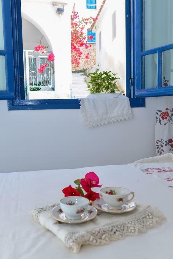 Aquarella - Dreamy View Apartment In Centre Of Poros Poros Town Extérieur photo